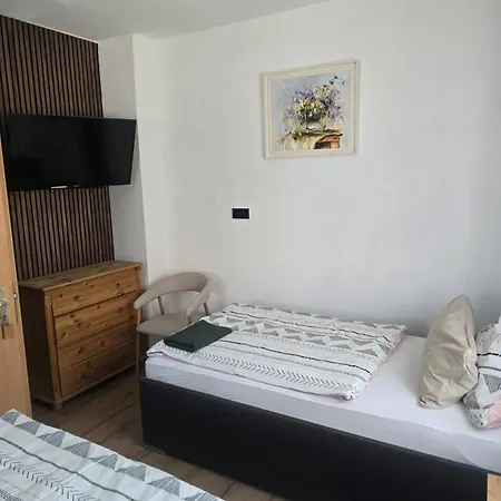 Karolingerweg Gäst Haus Apartment *