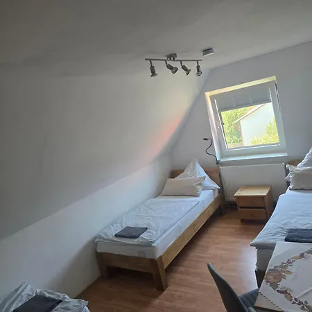 Apartment Karolingerweg Gäst Haus *